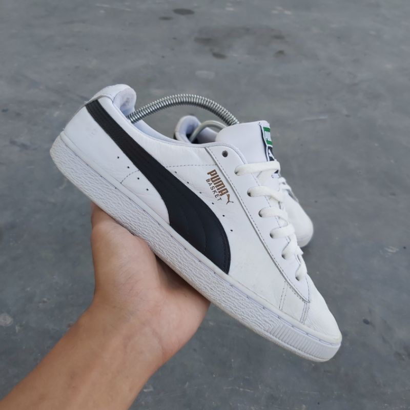 Sepatu Bekas Puma