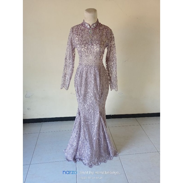 kebaya dyung ekor plus ekor lepasn + kerudung