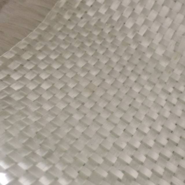 WR 600 / Woven Roving 600 ukuran 2x1 meter