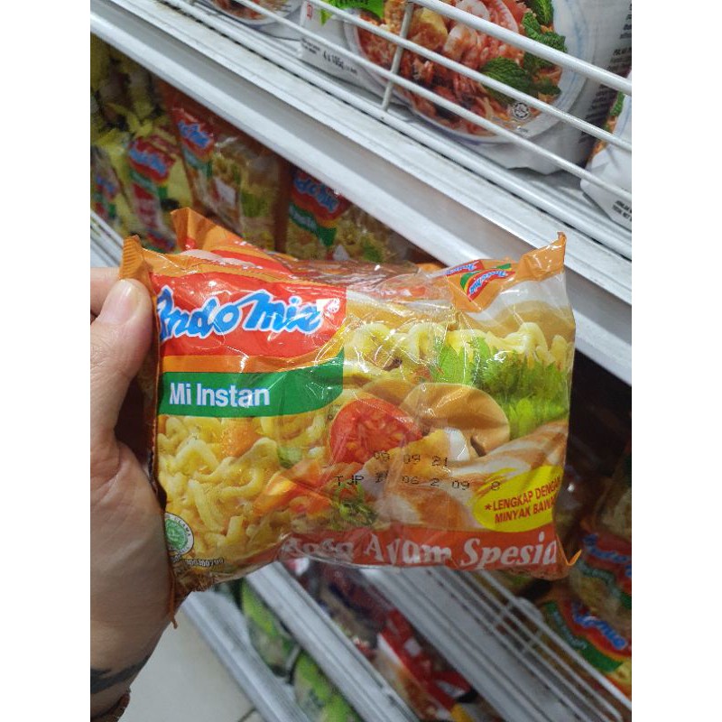 

indomie ayam spesial 5bks