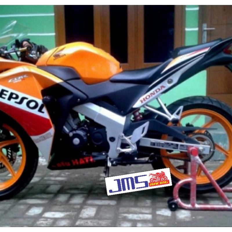 standar pedok paddock motor model L honda cbr 150 vixion cb 150 yamaha scorpio byson ninja r  dll