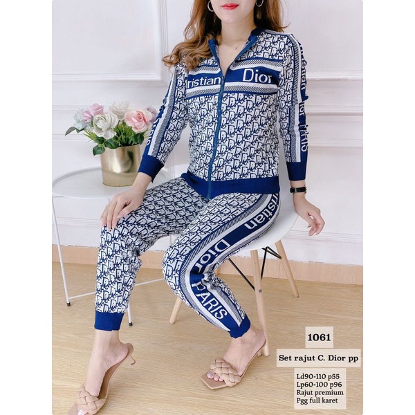 1061 Setelan Rajut Premium Motif Christian Dior Atasan Jaket Bomber dan Celana Jogger Panjang Import