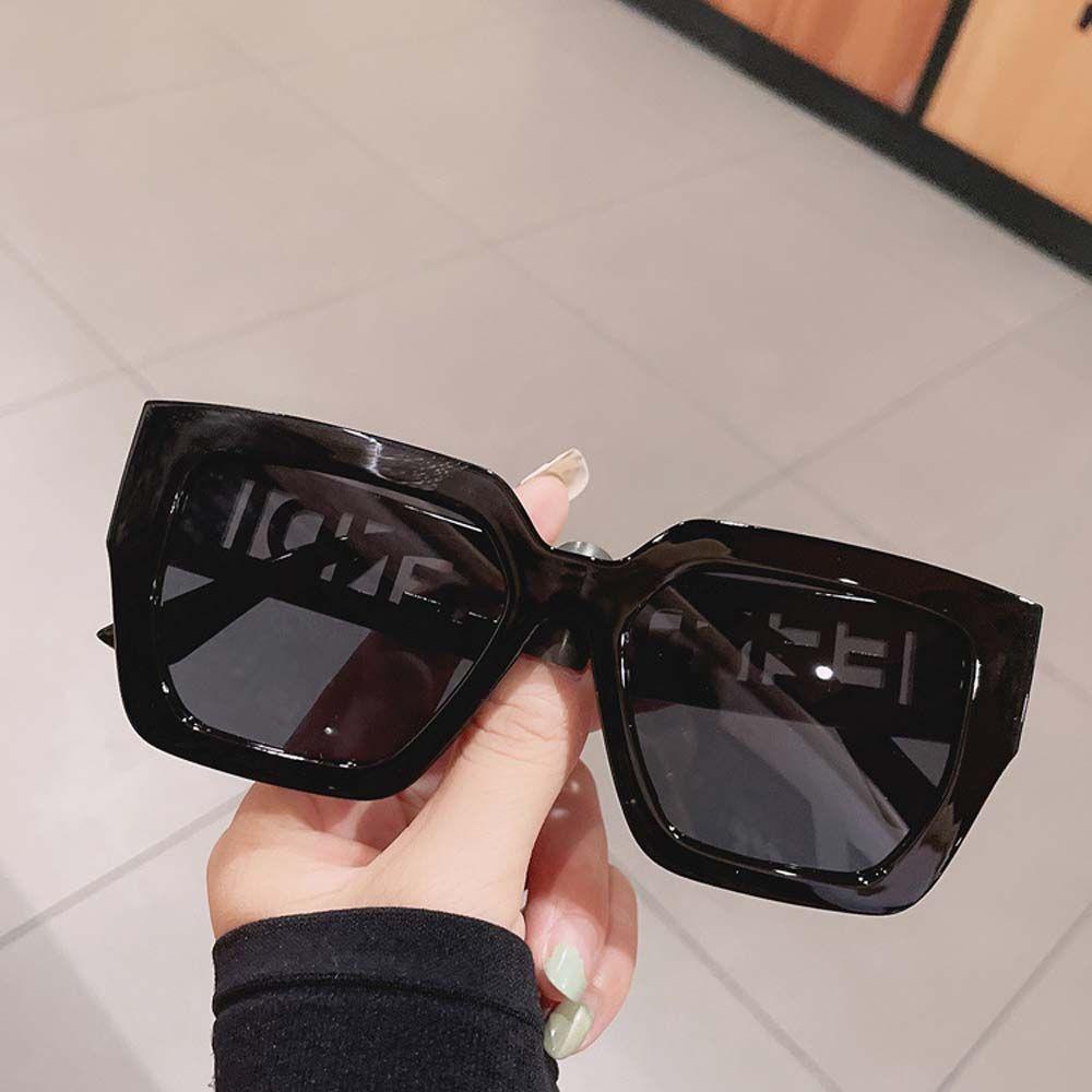 [Elegan] Kacamata Bingkai Persegi Kepribadian Portabel Kacamata Anti UV Pria Unisex Sun Shade Women Eyewear