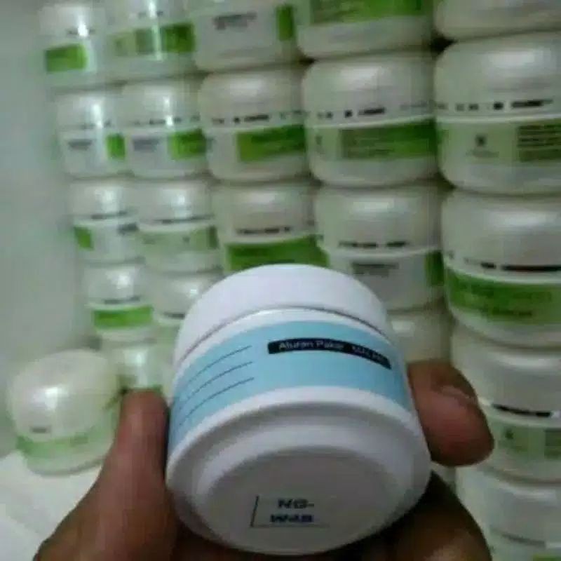 NG-W4B Naavagreen / Cream Malam W4B Naavagreen