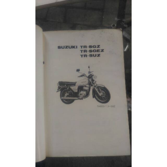 Buku part list suzuki trs
