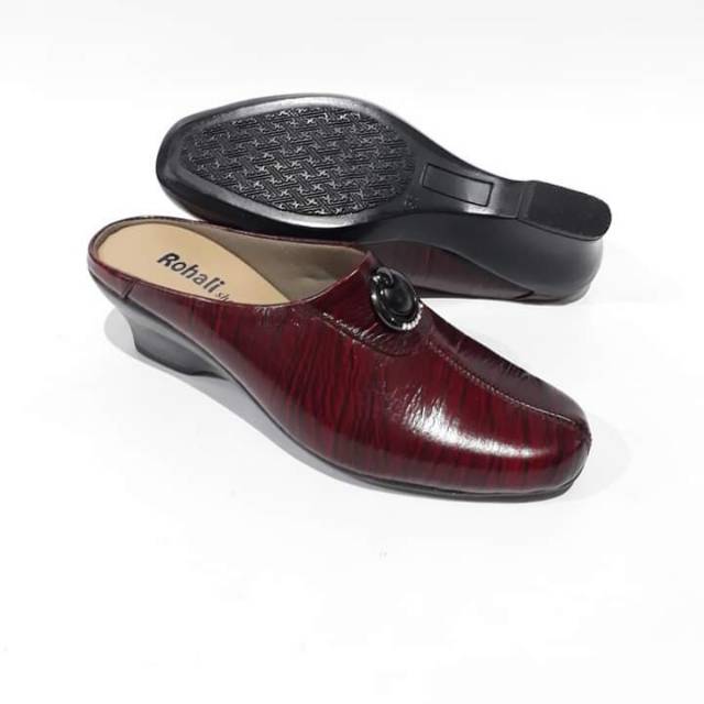 SEPATU BUSTONG WANITA KULIT