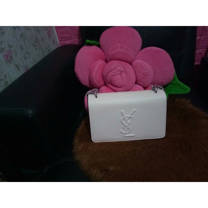 tas ysl slempang putih