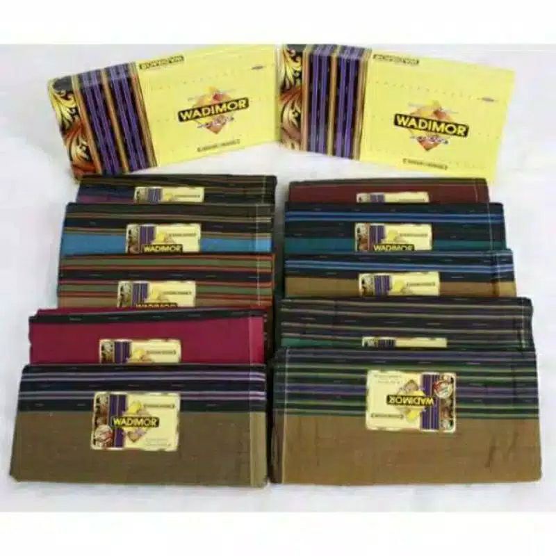 Sarung Wadimor Motif Manik-Manik