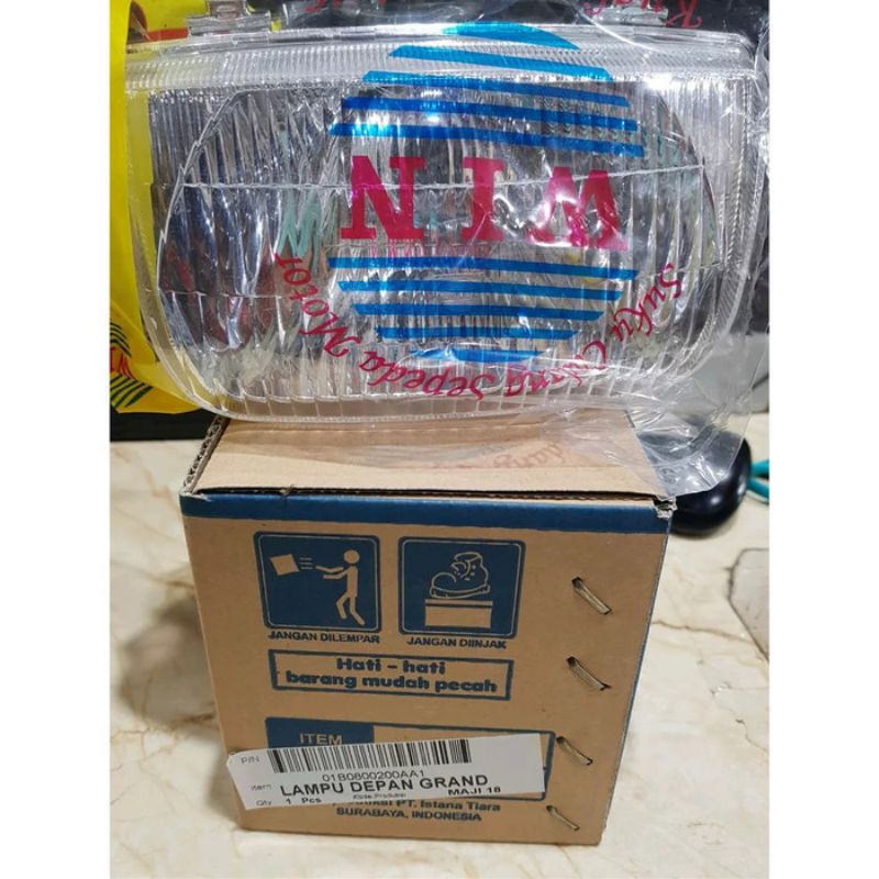 paket body, lampu depan, lampu belakang, dan reteng depan