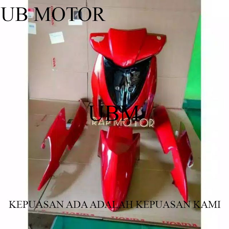 Full body halus vario 110 karbu merah