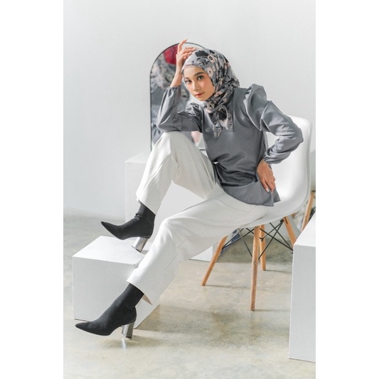 Koyu Hijab Toyobo Shiny Baju Atasan Kamila Top