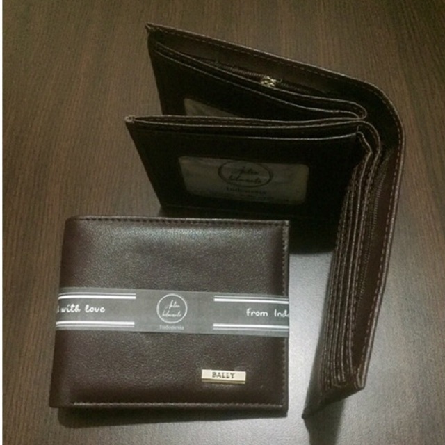 dompet 3 ruang lipat biasa bahan PU leather good logo dan embos #dompet #dompetpria #dompetcowok #dompetlipat