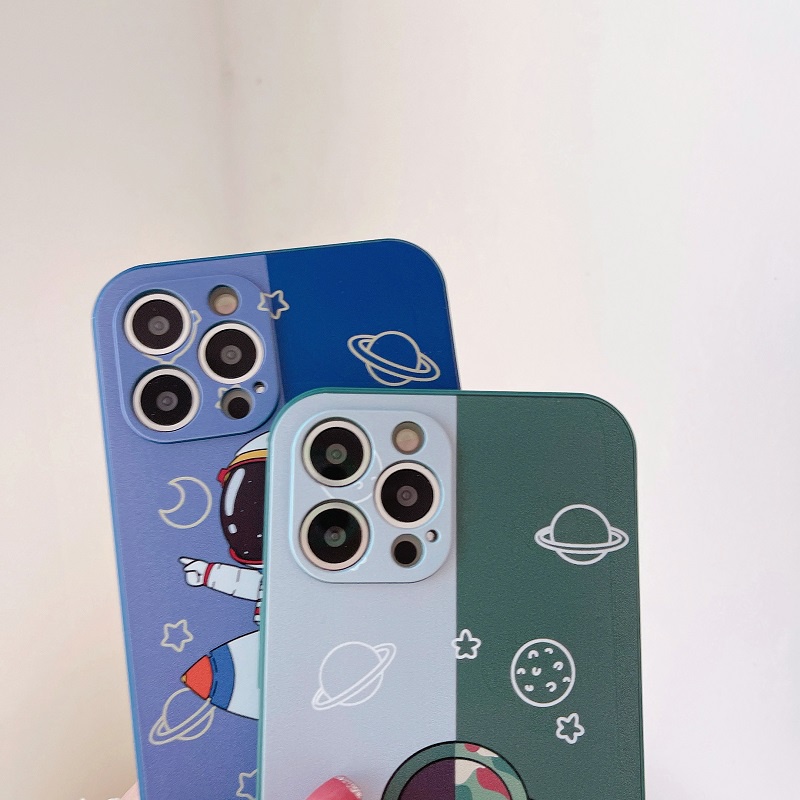 Case Pelindung Lensa Warna Blok Desain Astronot Untuk iPhone 11 12 13 Pro MAX X XR XS MAX 7 8 Plus