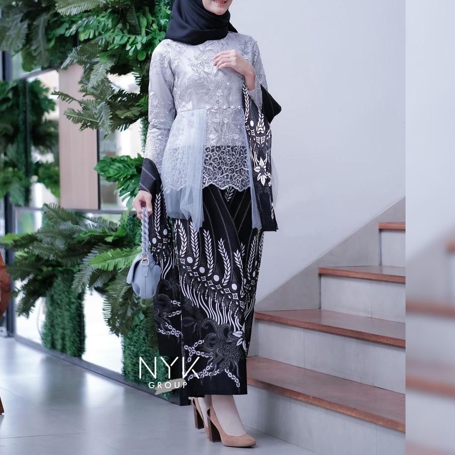 ♌ NEW ARRIVAL | Nayaka Batik - Batik Couple Clara Tulle Payet|Kebaya Lamaran Set|Kebaya Couple Annis