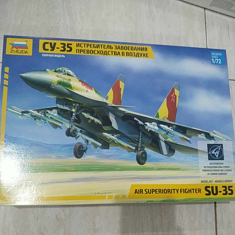 pesawat su 35 shukoi 35 1/72 model kit zvezda