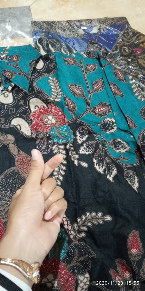 Kemeja Batik Pria Lengan Panjang Reguler Fit Tanpa Furing Print Pekalongan Motif Terbaru