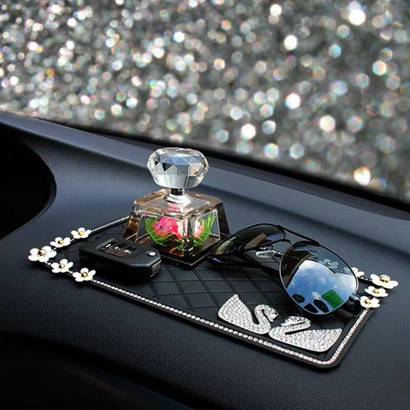 anti selip mobil dasbord mobil 2 swan angsa 2 anti selip mobil swan angsa blink hitam alas mobil dasbor Dashmate Alas Dashboard Mobil bunga lily