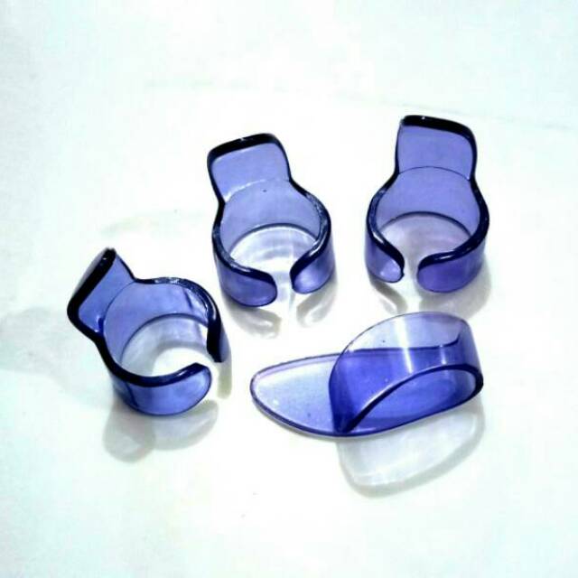 Pick jari 1 paket (3+1) pick jempol dan pick jari 1 set pick gitar