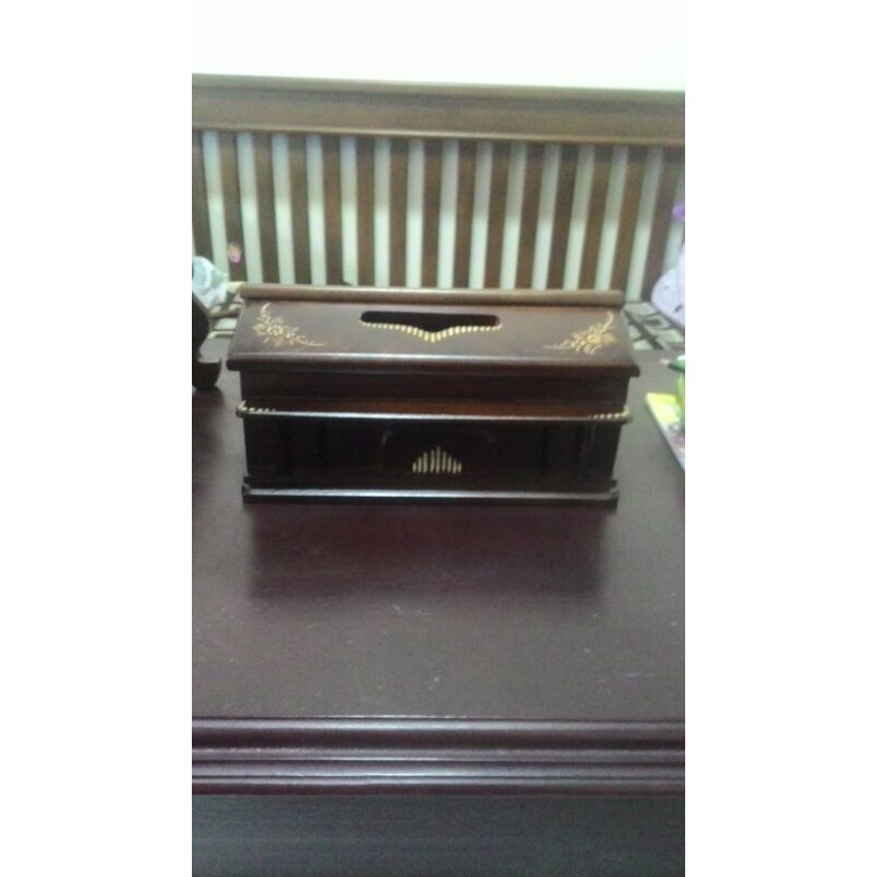 Souvenir kerajinan kayu jati /tempat tisu