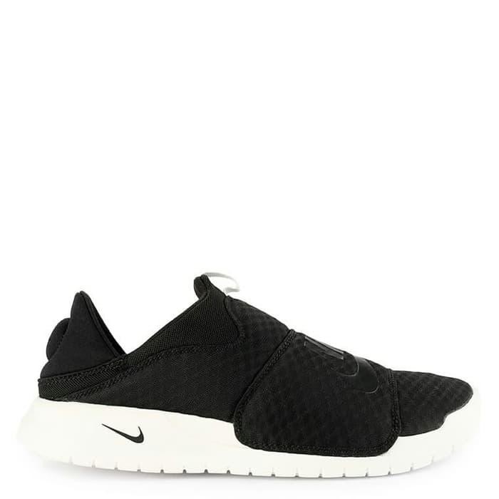 nike benassi slip sneaker