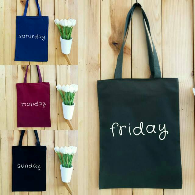 TOTEBAG SUNDAY MONDAY (BISA COD) ADA RESLETING BAHAN HALUS DAN LEMBUT