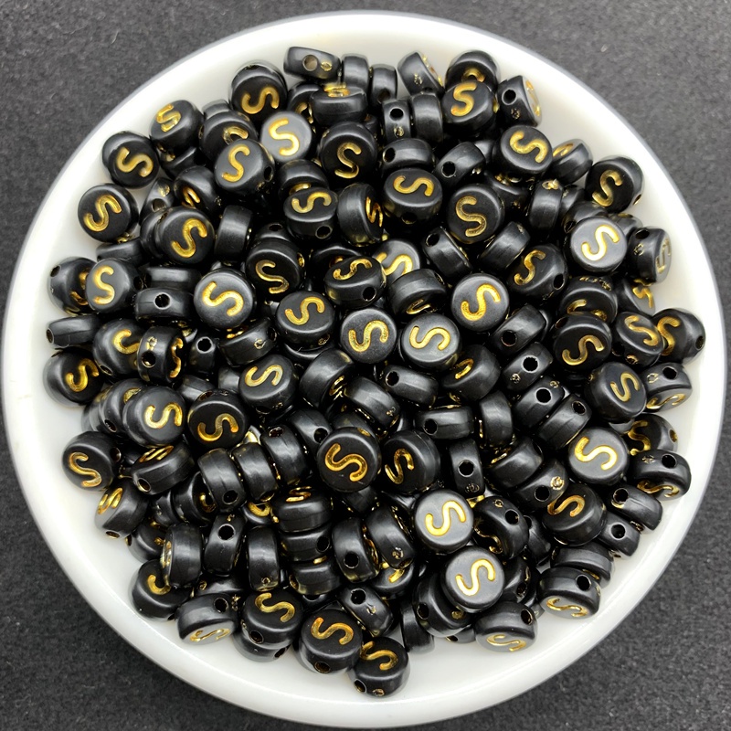 100Pcs/Pack 4*7mm emas hitam manik-manik surat