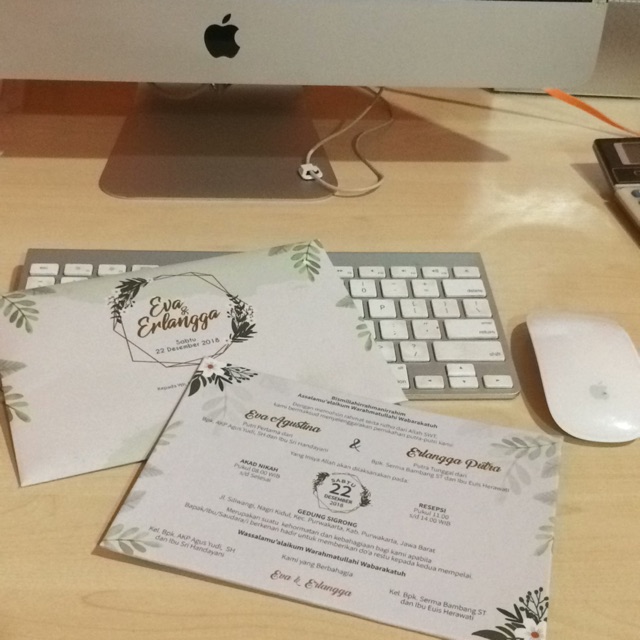 

Undangan amplop Hard cover