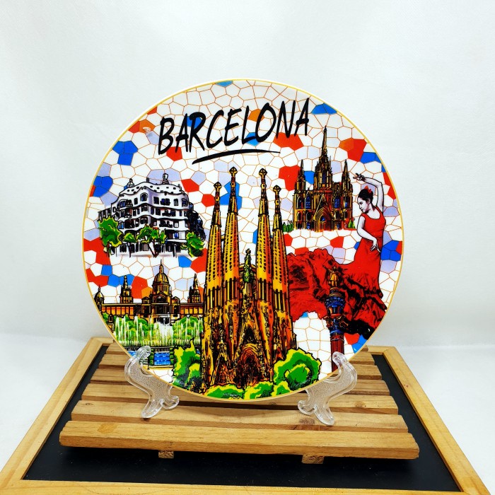 Pajangan piring negara keramik 8in Sovenier oleh2 negara Barcelona 20cm