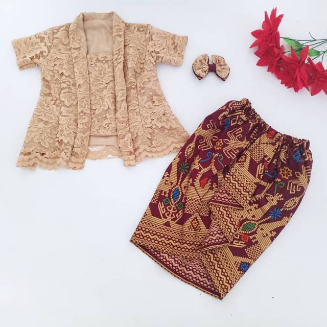 Kebaya anak terbaru terlaris couple Family
