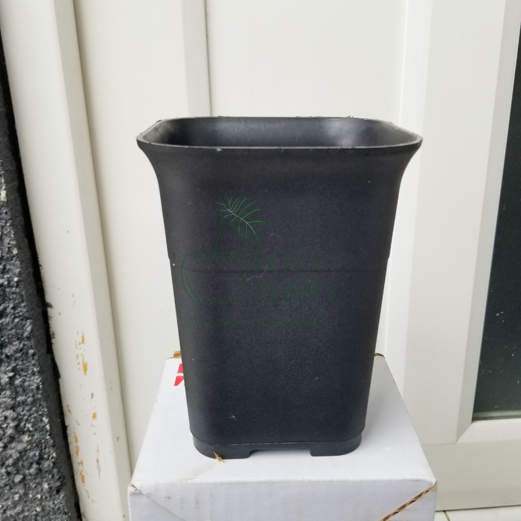 Pot NKT JUOSS Kotak 12 cm - HITAM