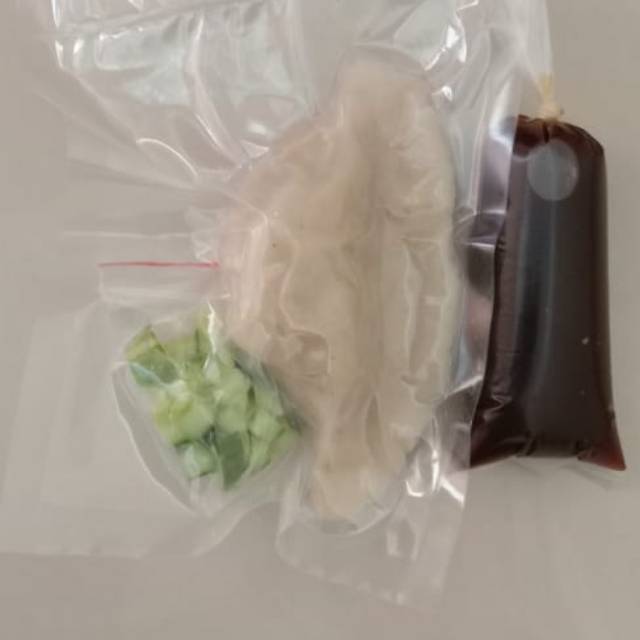 

Pempek kapalselam