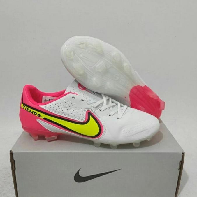 Sepatu Bola Nike Tiempo Legend 9 Elite White Pink Volt Fg S7968