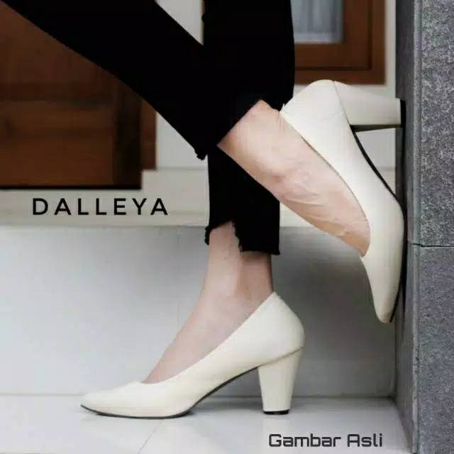 BONAY SILKY - Dalleya Shoes sepatu high Heels pantofel kerja kantor wanita simple casual-3
