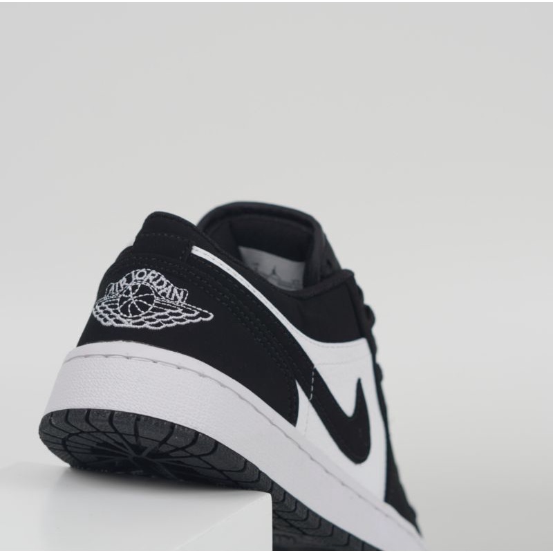 Sepatu Nike Jordan 1 Low Black White