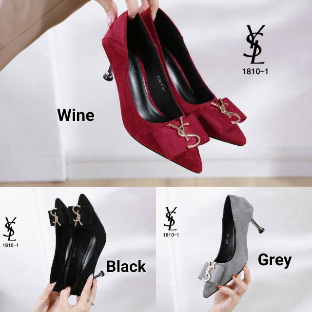 YVES SAINT LAURENT Kitten Heels Shoes
Series # 1810-1 #