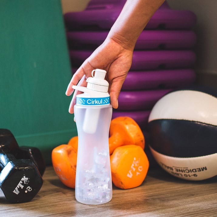 Jual Cirkul Squeeze Bottle 22oz & Comfort Grip Lid (Botol Remas dan