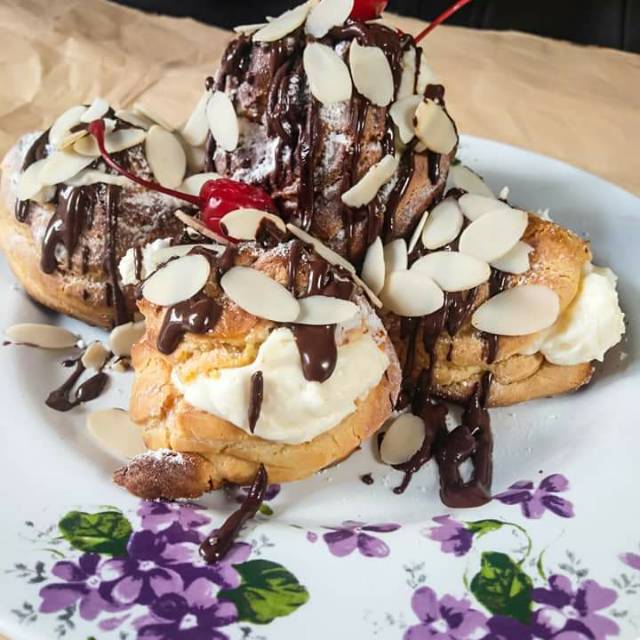 

Creme puff / kue soes premium