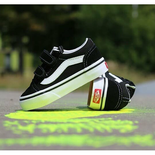 Terbaru Sepatu Sekolah anak TK SD Usia 3-9 th Sneakers Converse Alstar Kids Lucu Trendy