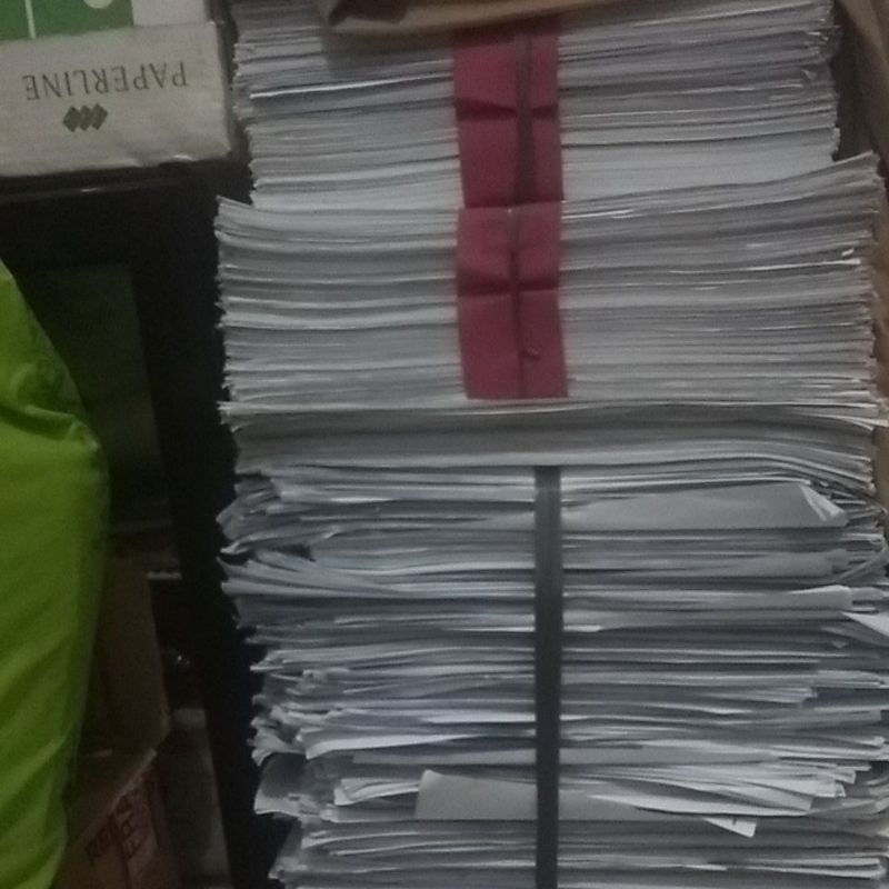 

kertas hvs bekas dua sisi ada tulisan