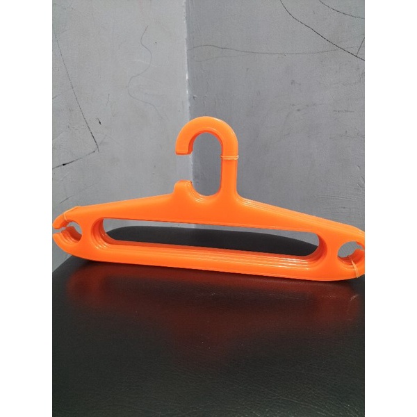 HANGER PLASTIK 17 INCH  12 pcs