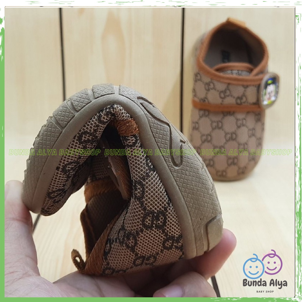 Sepatu Anak Laki Laki IMPORT Usia 6 Sampai 18 Bulan Lentur - Sepatu Anak Cowok Elastis COKLAT Bunyi Toet Alas Karet Anti Licin Sepatu Bayi Import