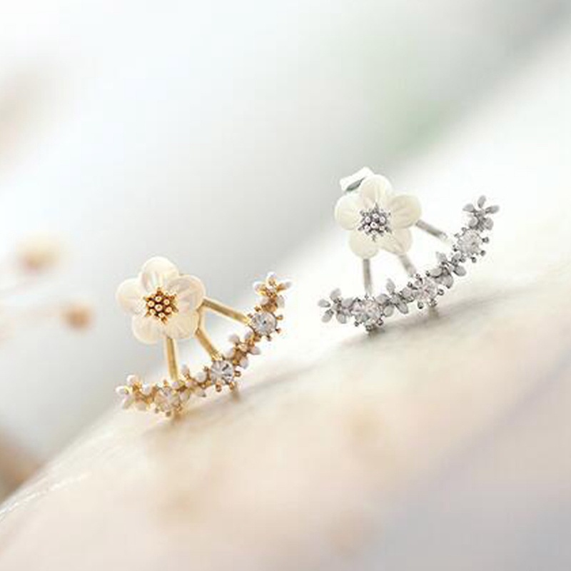 Anting Stud Desain Bunga Daisy Gaya Korea Untuk Wanita