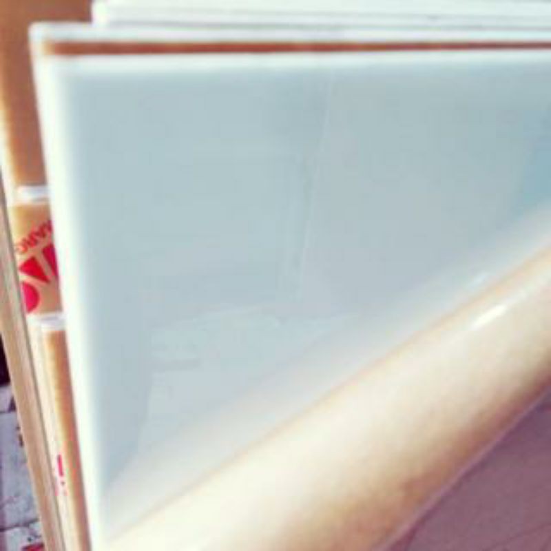 

acrylic 5mm putih kapur/solid ukuran Custom