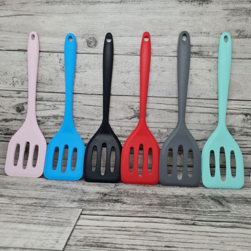 small silicone slotted cooking turner / sodet masak kecil bolong / mini flipper 20.5cm