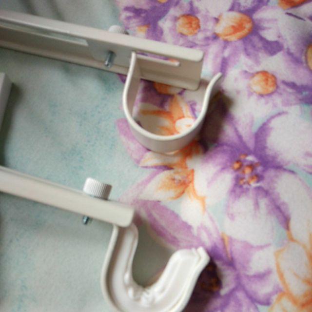 Tempat Batang Gorden Peralatan Batang Gordeng Pilihan Warna Hitam/ Putih Be1060