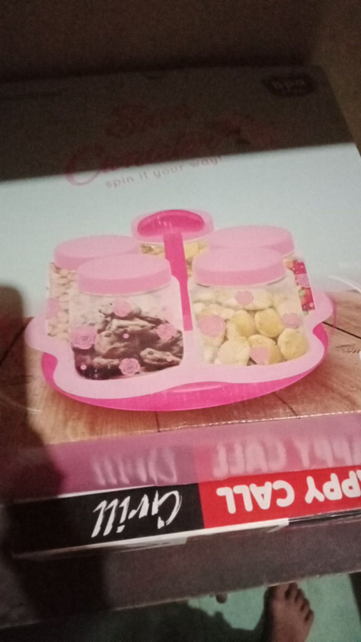 Toples Lebaran Putar Cantik/nobanana Spin Canister Set