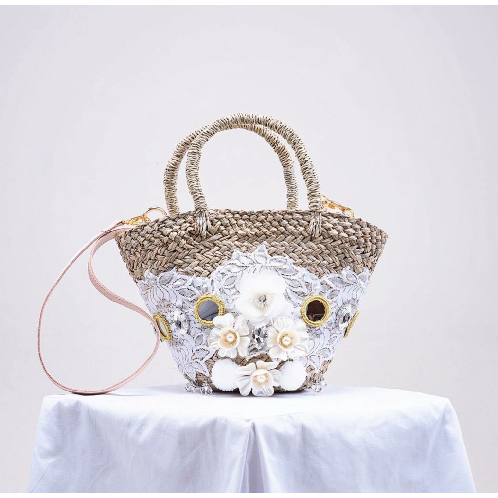 Handmade Handbag - White Rose//Tas Wanita - Handmade//Tas Anyaman Rotan Wanita//Tas Unik
