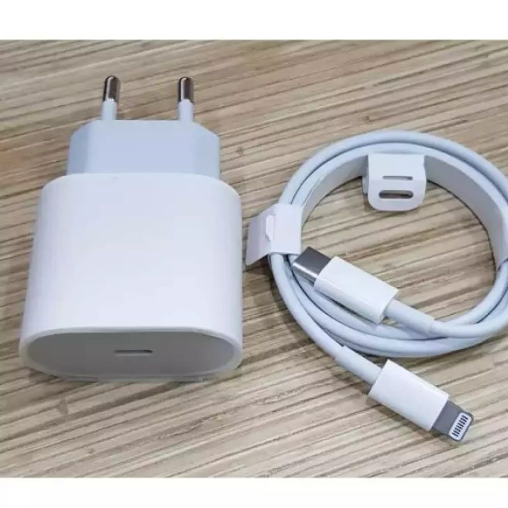 Power Charger Usb C 20 Watt fAst Charge 7+/8+/ 11/11PROMAX/12/12PROMAX/XS MAX/XR