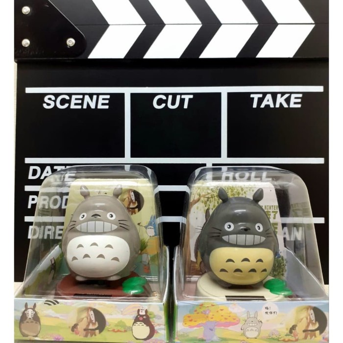 Pajangan Solar Totoro Smile