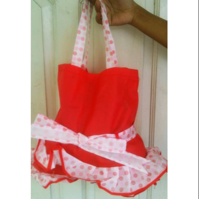 

Goodie Bag Tas Rok bahan sunbond bermotif